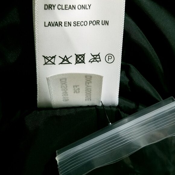 DKNY Men’s Gray Coat Large Removable Black Hoodie NWT - Picture 16 of 16